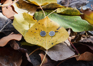 Daisy Studs